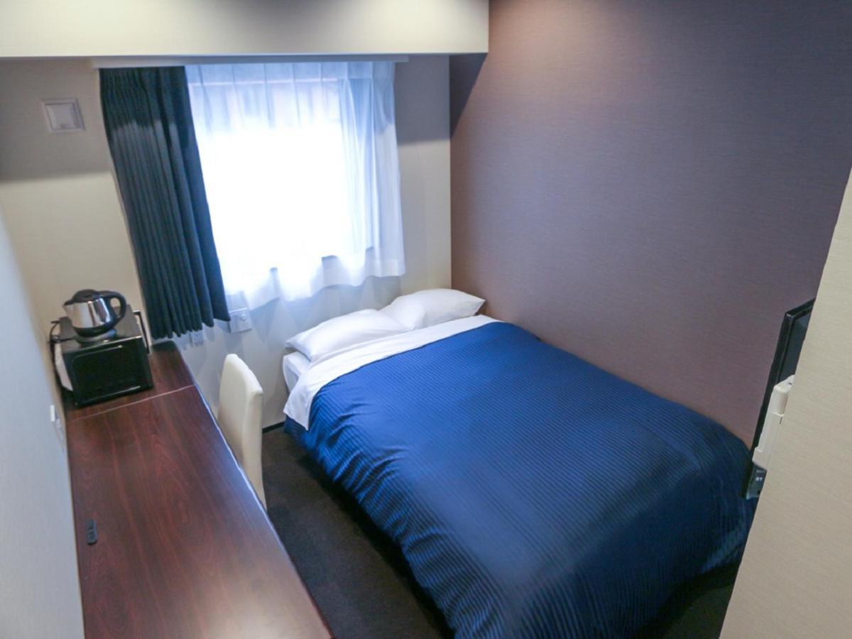 Hotel Livemax Yokohama Kannai Ekimae Extérieur photo
